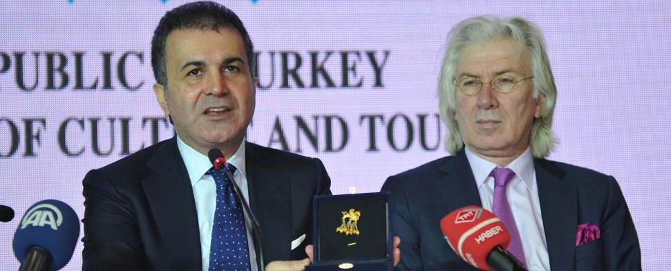 Deutschland gibt gestohlene Krösus-Goldbrosche an Türkei zurück