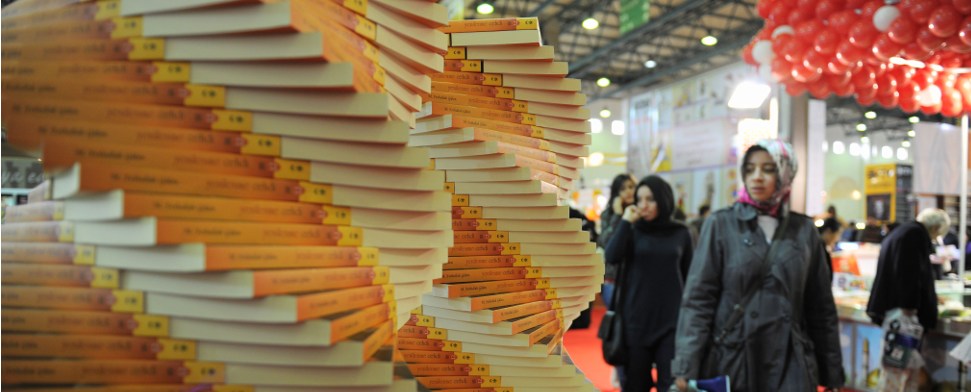 Obwohl in der Türkei die Digitalisierung Einzug hält, boomt das Geschäft für traditionelle Buchverlage. 2013 kaufte jeder Einwohner im Schnitt 7,1 Bücher.