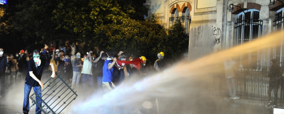 Erdoğan: Sturm auf Gezi-Protestlager