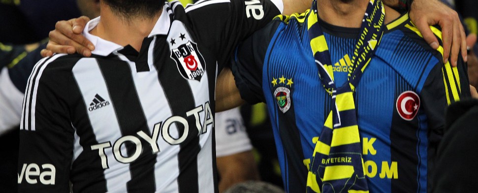 UEFA eröffnet Disziplinarverfahren gegen Beşiktaş und Fenerbahçe