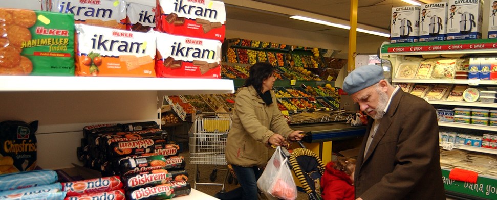 Türken lieben das Einkaufen mehr als Deutsche