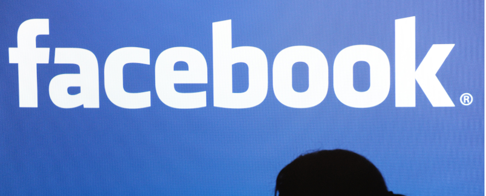 Nach einem turbulenten ersten Jahr an der Börse hat die Facebook-Aktie ein neues Allzeithoch erreicht.
