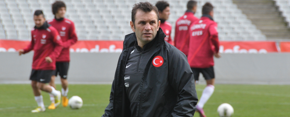 Okan Buruk als Interimstrainer der türkischen U21-Nationalmannschaft.