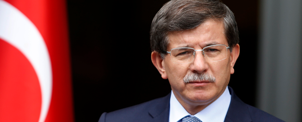 Der türkische Außenminister während einer Pressekonferenz in Ankara im Juni 2013.