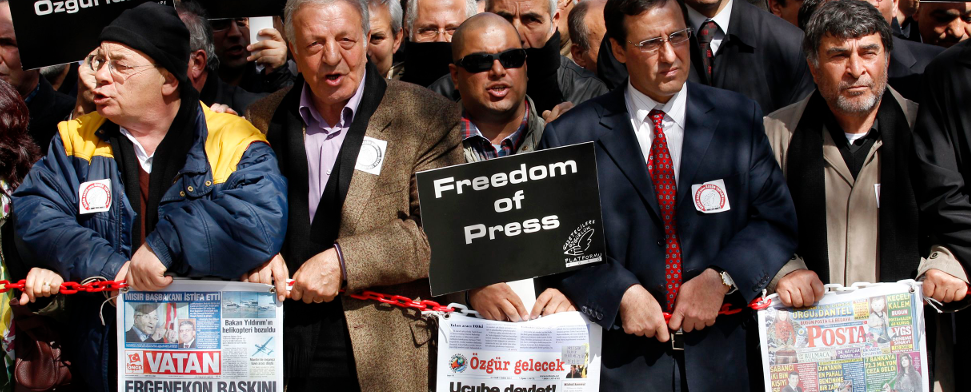 Pressefreiheit: Demostrierende in der Türkei