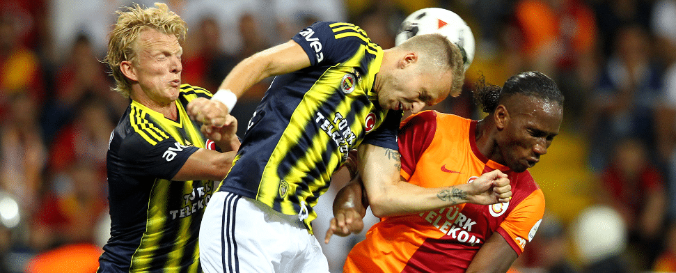 Eine Szene aus dem Derby zwischen Galatasaray und Fenerbahce Istanbul.