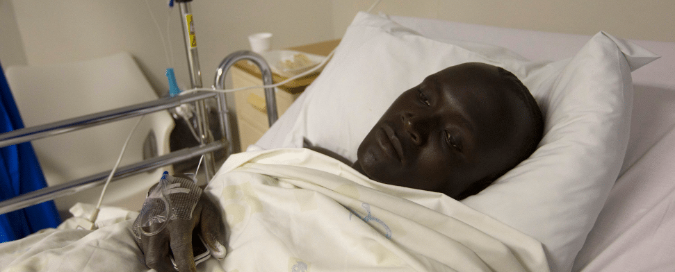 Ein Patient im Krankenhaus in Afrika.