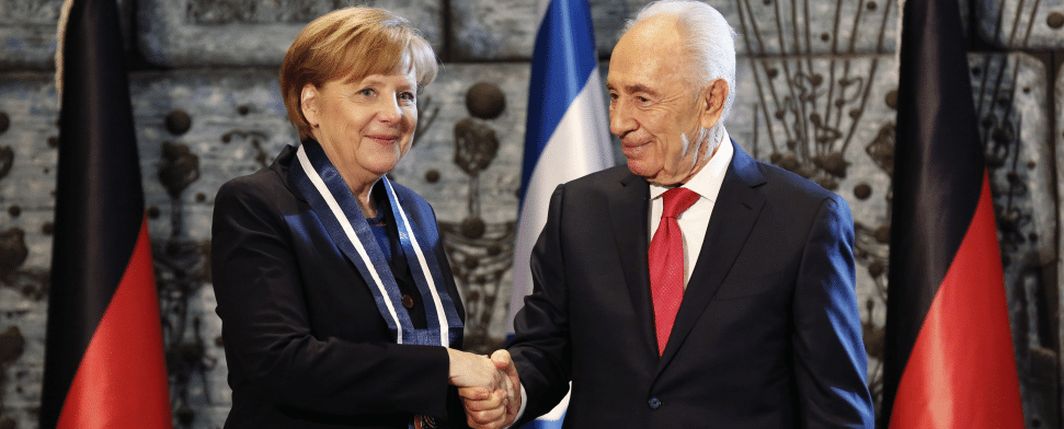 Bundeskanzlerin Merkel erhält die Präsidenten-Medaille als höchste Auszeichnung Israels
