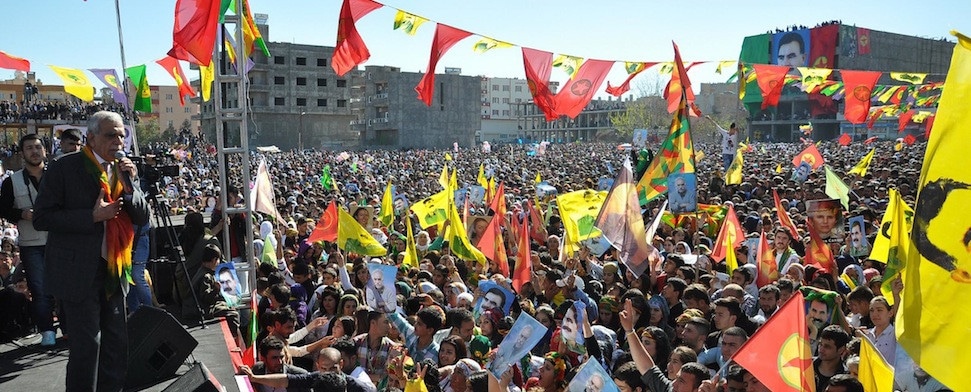 Die BDP forderte auf einer Newroz-Kundgebung in Diyarbakır eine rechtsverbindliche Autonomielösung und die Freilassung inhaftierter Terroristen.