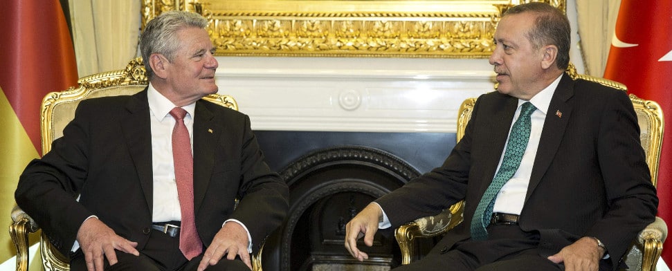 Bundespräsident Gauck im Gespräch mit dem türkischen Premier Erdogan.
