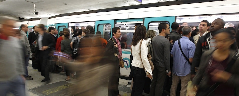 Frankreich: So genannte "Identitäre" stellen seit einiger Zeit Milizen ab, die in der Pariser U-Bahn für Ordnung sorgen wollen.
