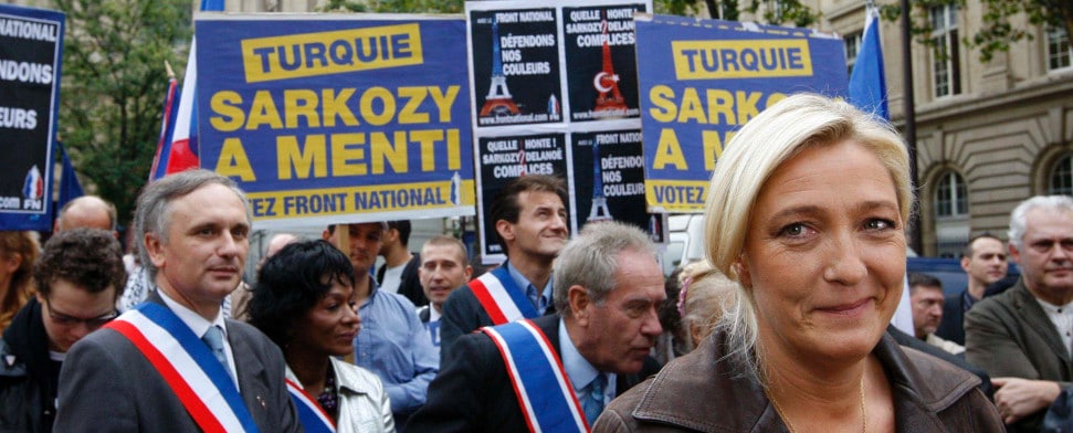 Der Front National und ihre Vorsitzende Le Pen sind gegen den EU-Beitritt der Türkei.