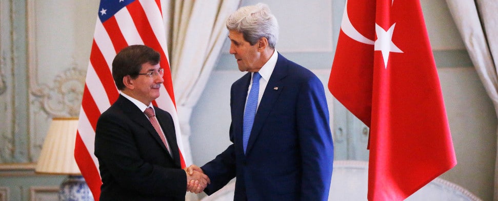 Ahmet Davutoglu mit John Kerry