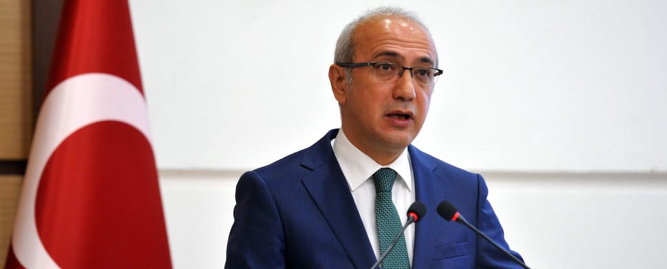 Der türkische Minister für Verkehr, Schifffahrtswesen und Kommunikation, Lütfi Elvan.