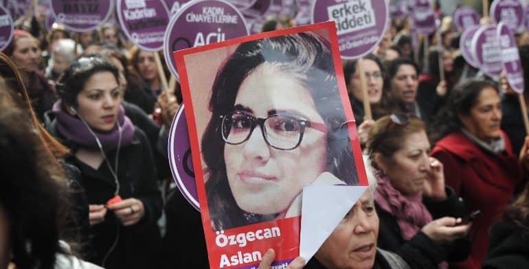 ozgecan aslan mersin manisa