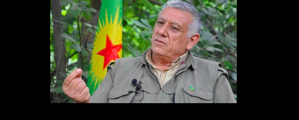 In einem Interview entschuldigte sich der führende PKK-Kader Cemil Bayık für Gewaltakte in Deutschland und sprach sich für ein Ende des Krieges aus. Kann man dem Terror-Führer trauen?