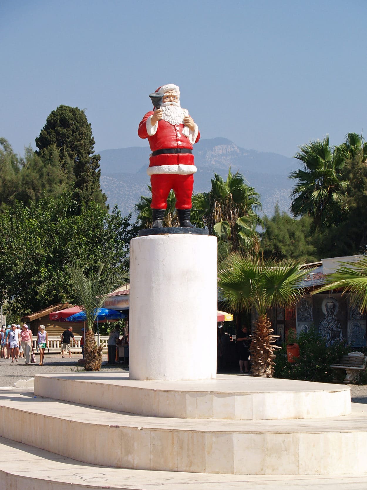 Eine Nikolaus-Statue in Demre/ Antalya