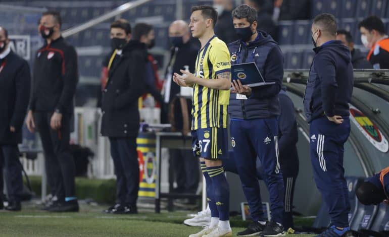 fenerbahce istanbul galatasaray istanbul