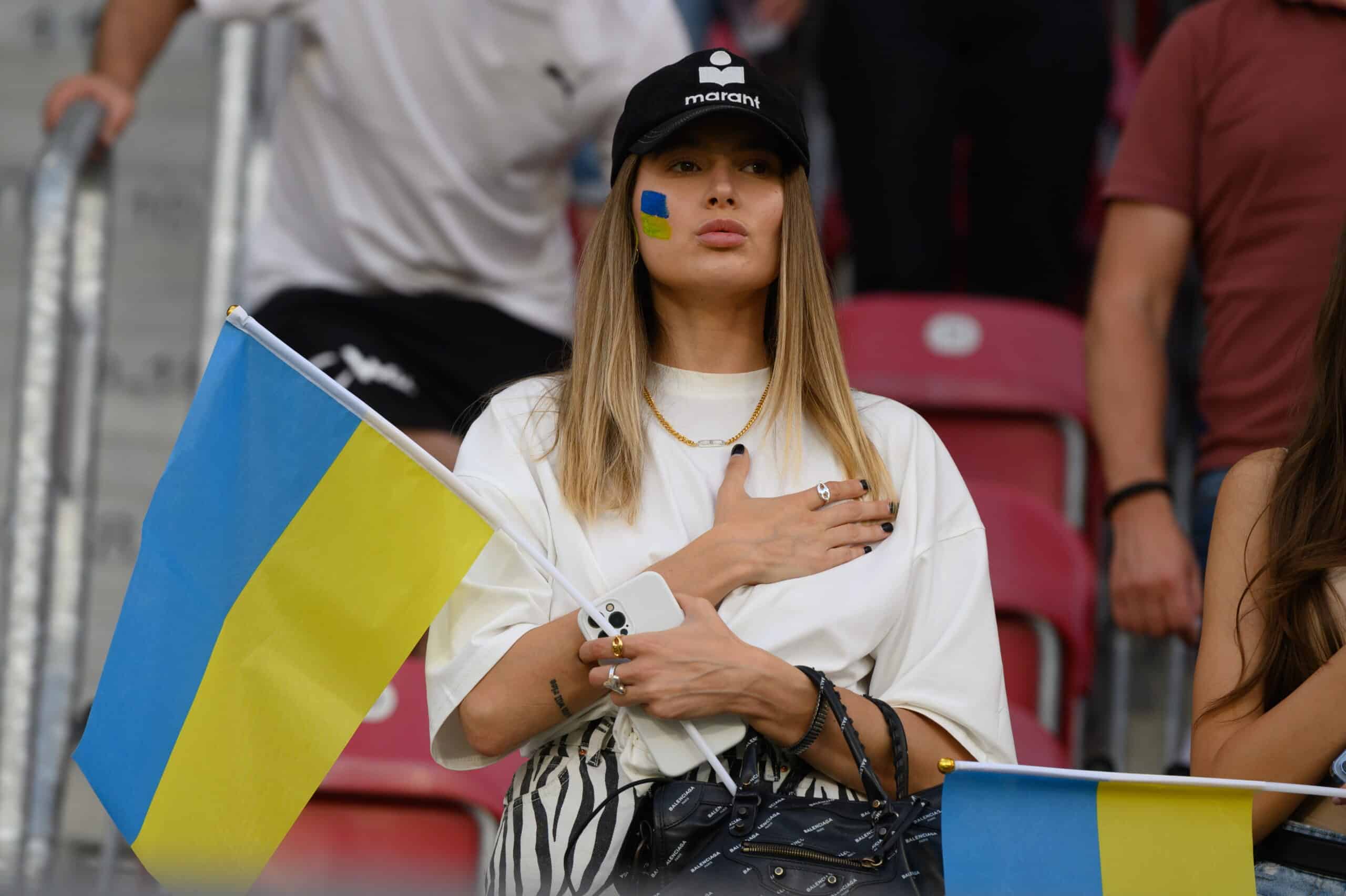 Fenerbahçe und Kiew trennen sich torlos – Fans feiern die Türkei