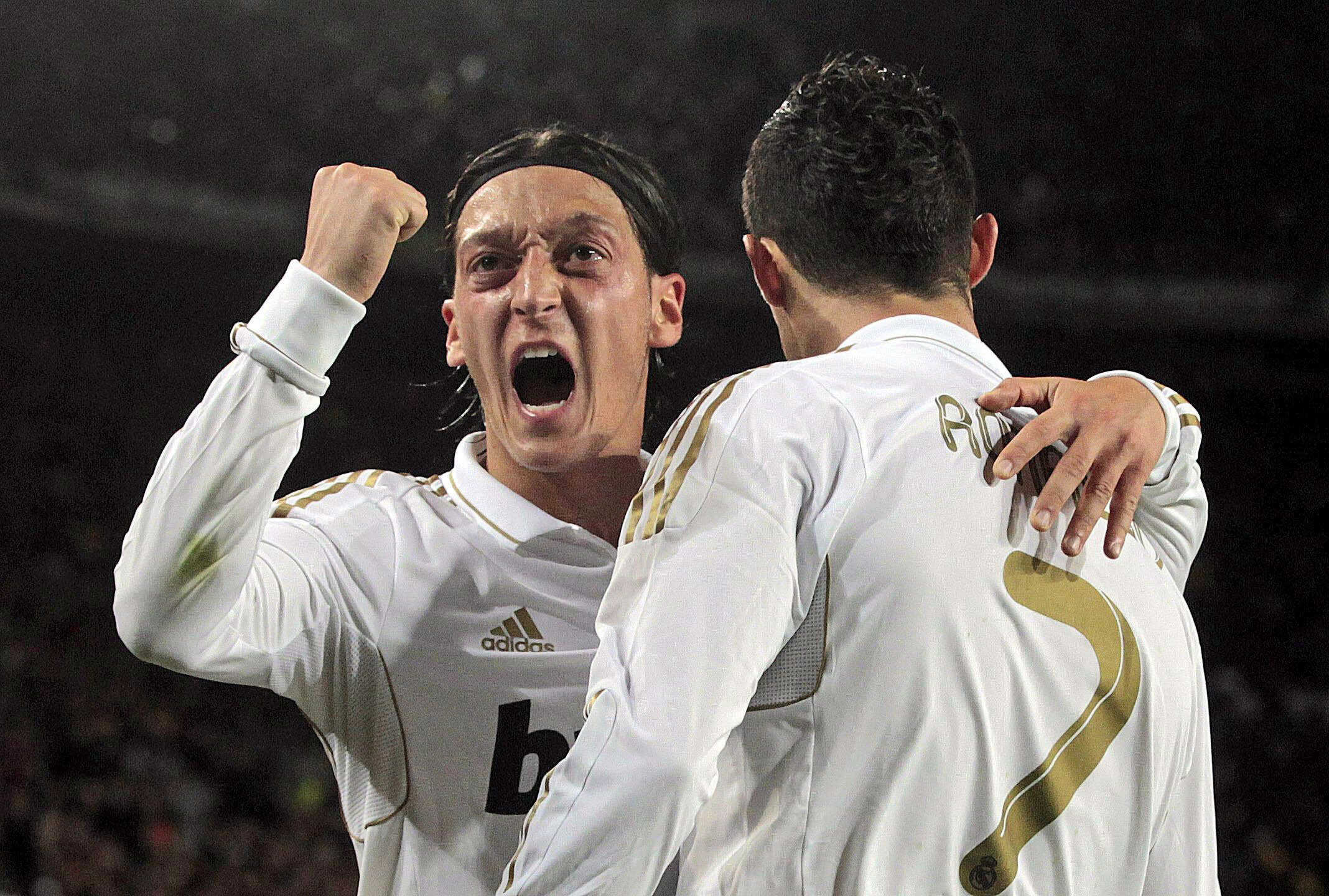 Özil nimmt Ronaldo in Schutz: „Was habt ihr erwartet?“