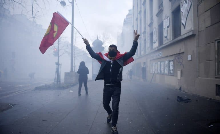Schüsse auf Kurden in Paris: Rassistisches Motiv wahrscheinlich