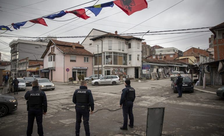 Serben gießen Feuer ins Öl: Kommunalwahlen im Kosovo verschoben