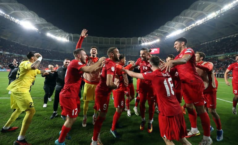 Perfekter Start für Montella: Türkei löst EM-Ticket
