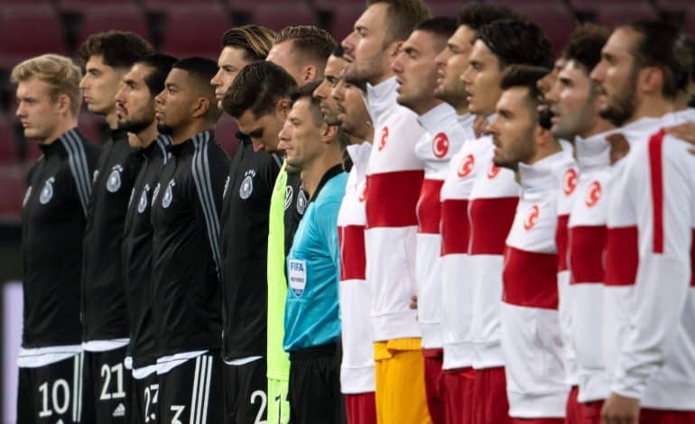 Nun also doch: Türkei und Deutschland bestreiten Testspiel