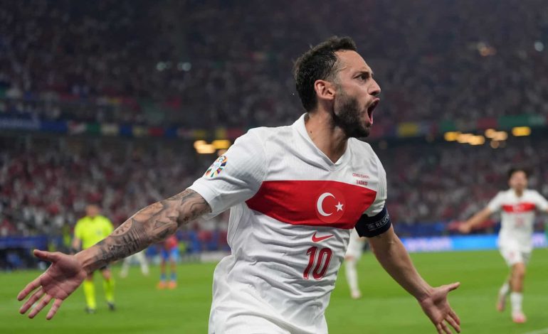 Fashion-Sieger: Experte sieht bestes Trikot bei der Türkei