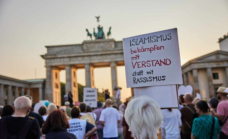 Experte: Radikalisierung hängt nicht nur mit der Herkunft zusammen