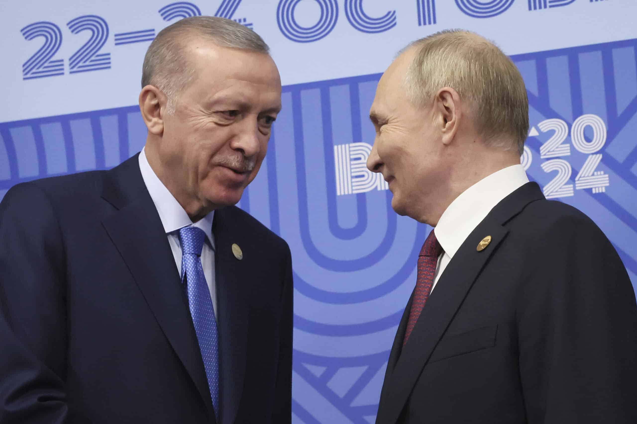 Türkei zwischen NATO und BRICS: Erdoğans Balanceakt