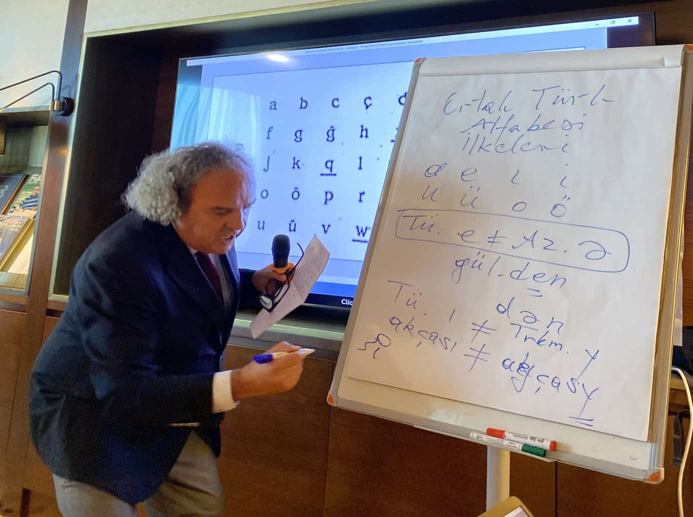 Türkei und Aserbaidschan vorne weg: Turkstaaten wollen gemeinsames Alphabet einführen