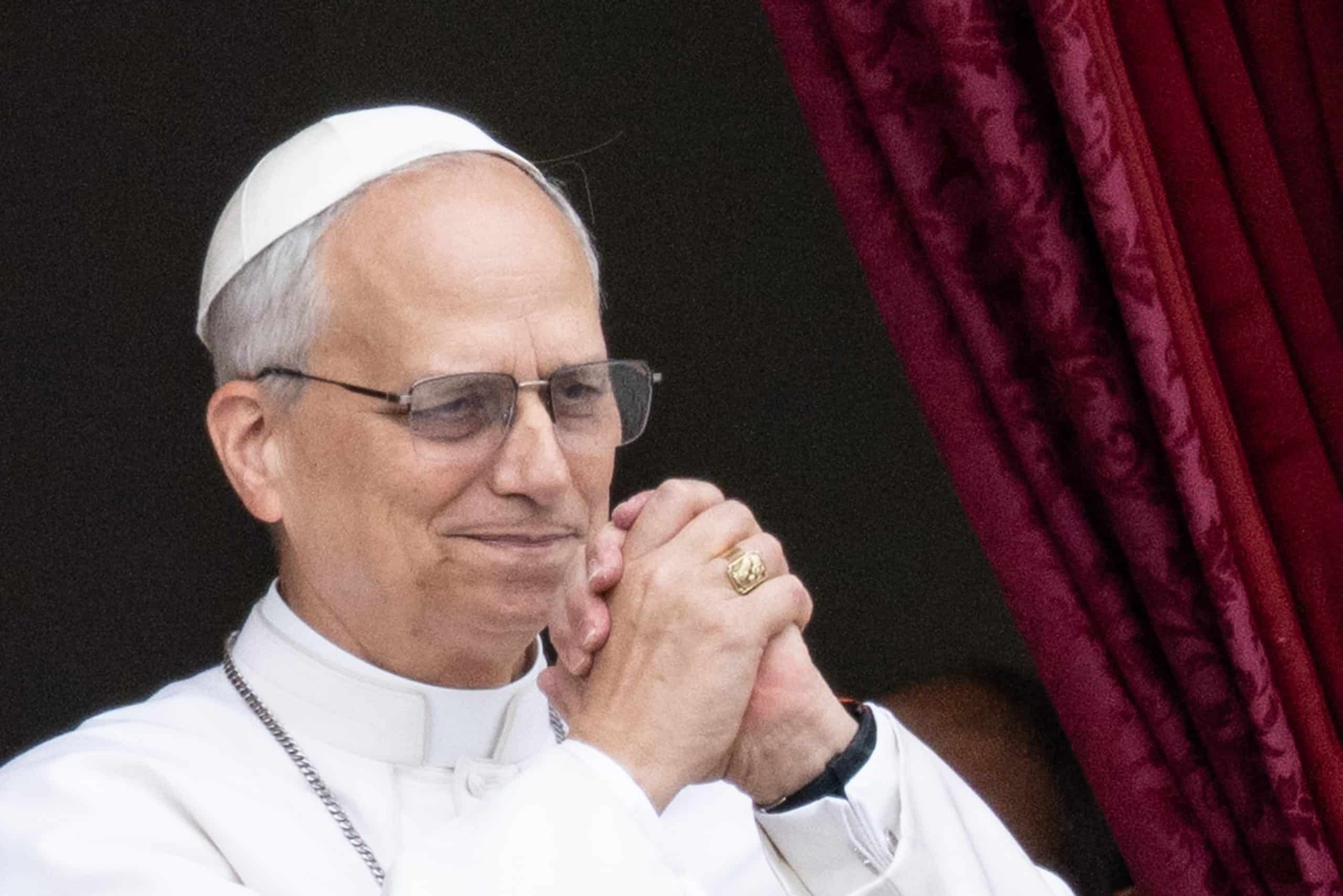 erstes mittagsgebet von papst leo xiv.