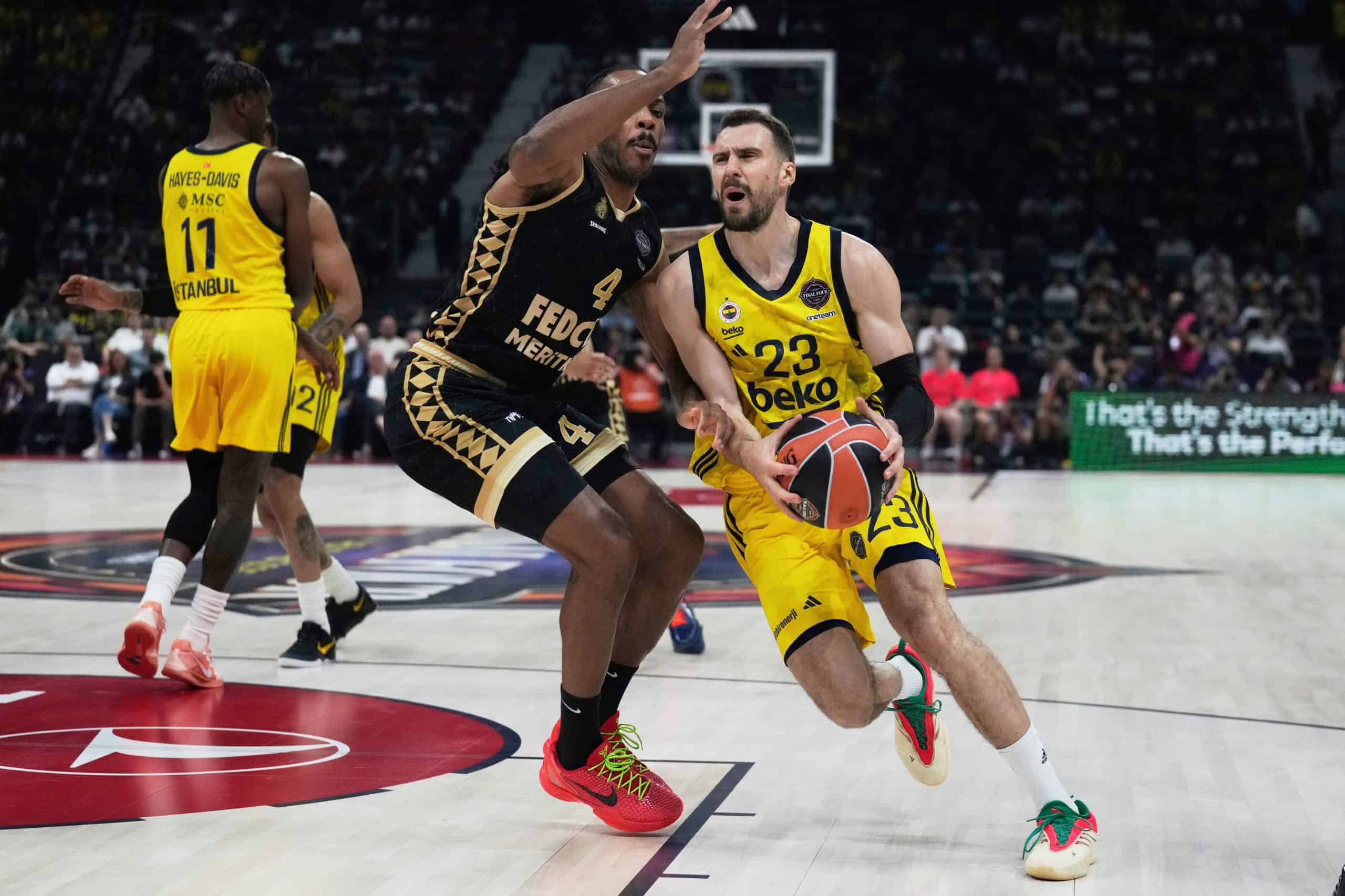 fenerbahce istanbul as monaco