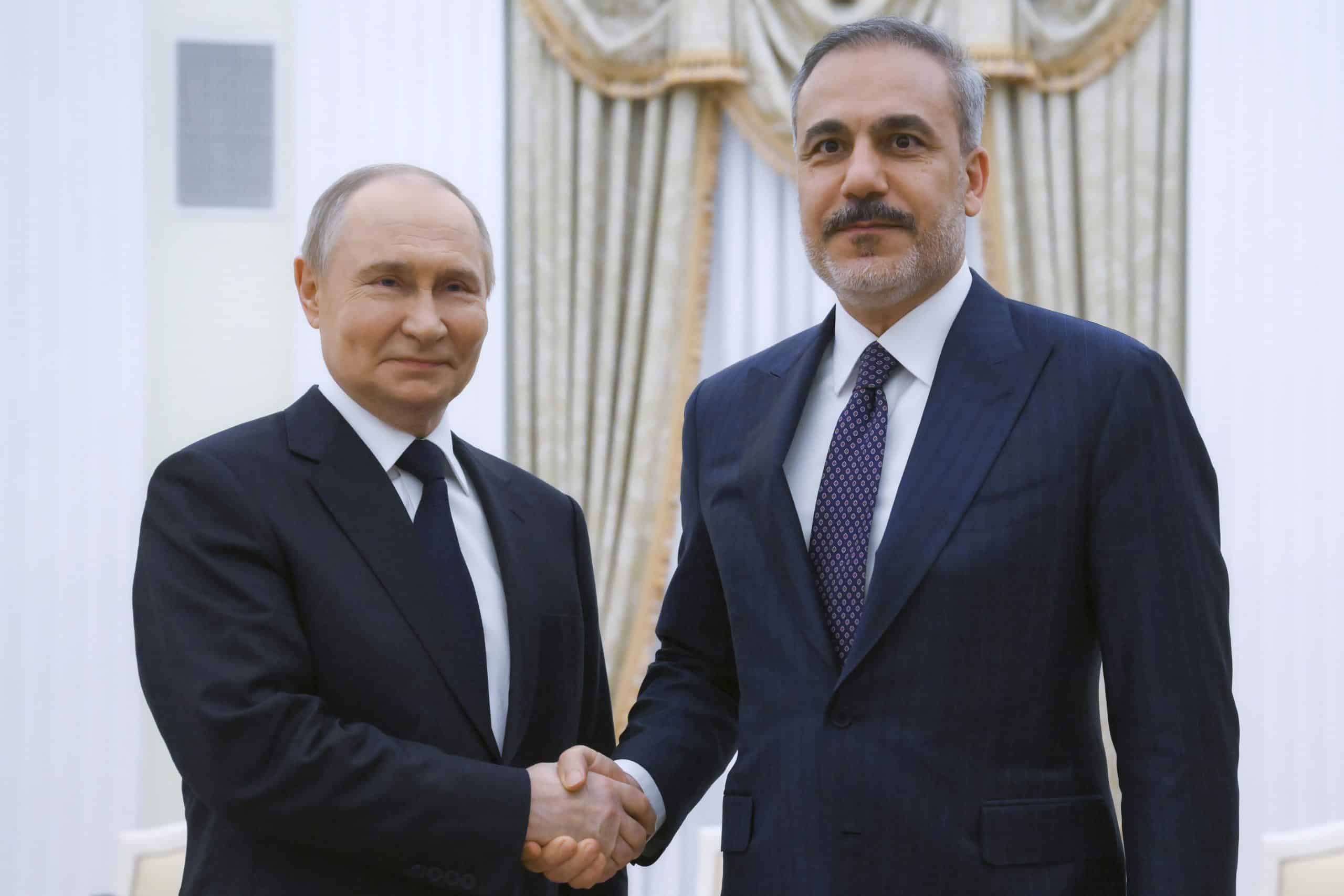 ukraine krieg türkeis außenminister fidan bei putin