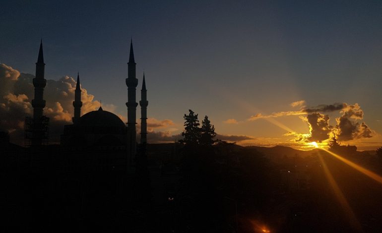 mosque 2942684 1280