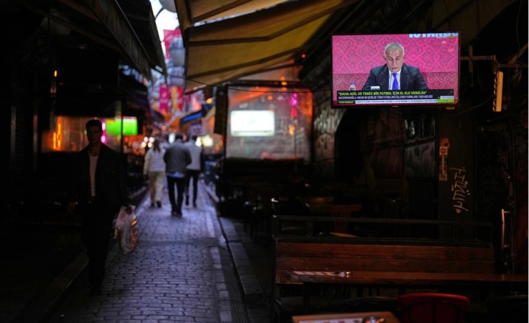 Wettskandal in der Türkei: Spieler von Galatasaray und Fenerbahçe festgenommen