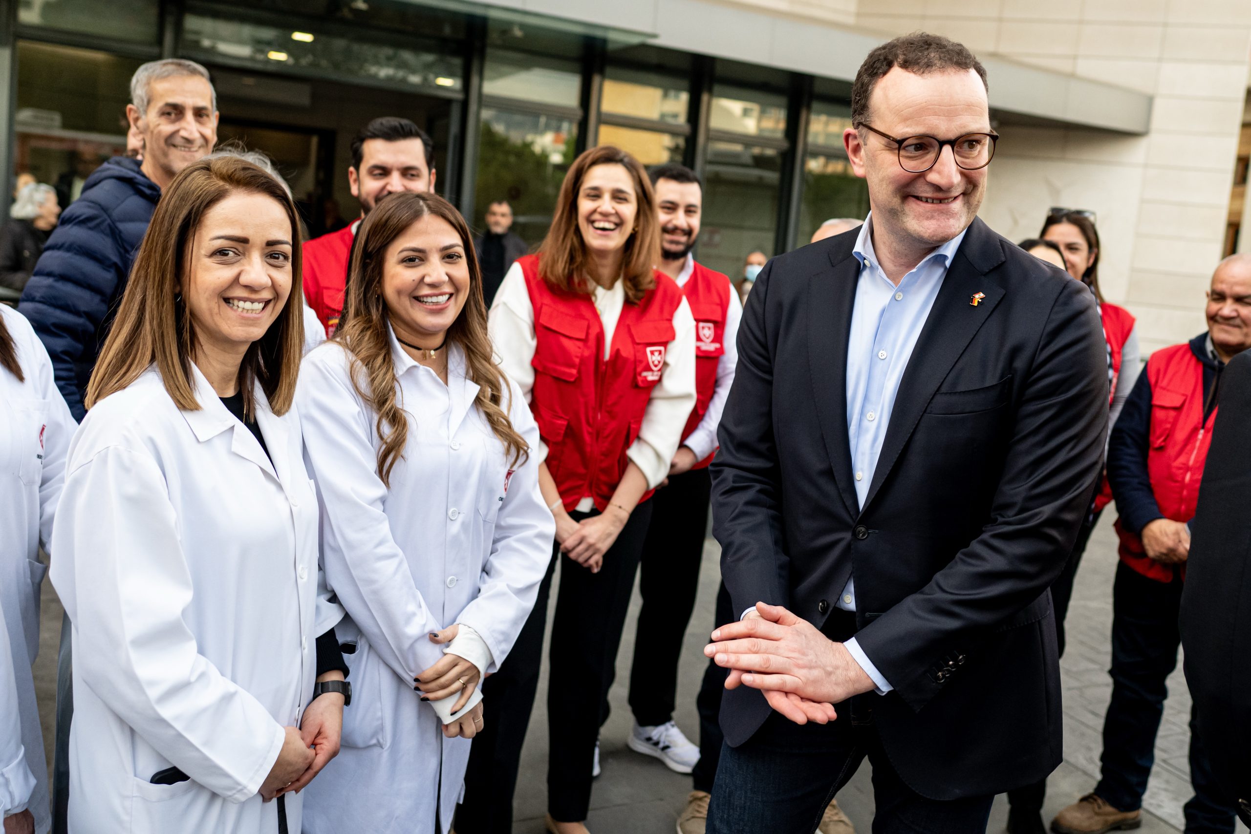 unionsfraktionschef spahn reist in den libanon