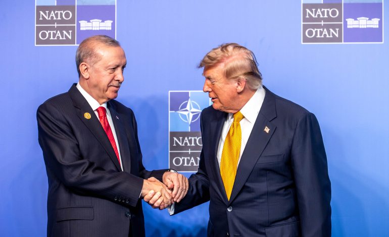 Türkei empfängt Trump mit Prunk und Pomp: NATO-Gipfel beginnt mit Spannungen