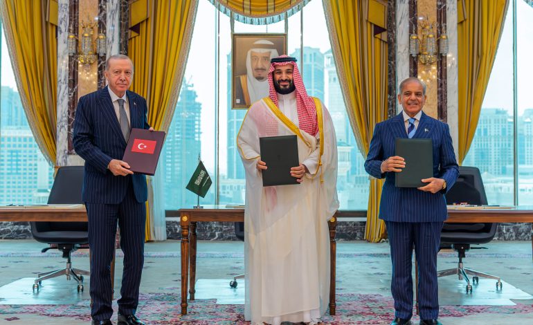 Türkei, Pakistan, Saudi-Arabien: Was steckt hinter dem neuen Bündnis?